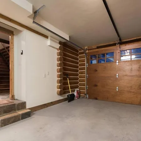 Teton Springs Cabin With Private Hot Tub And Air Conditioning